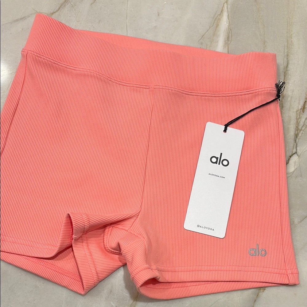 ALO Yoga Goddess Ribbed High-Waist Hot Short